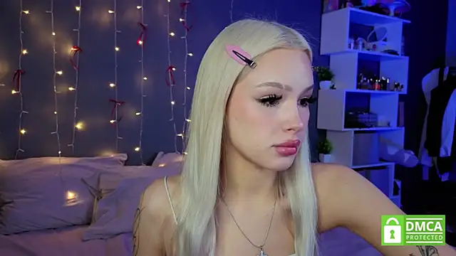 aneta alisha online show from May 26, 2026, 2:35 pm