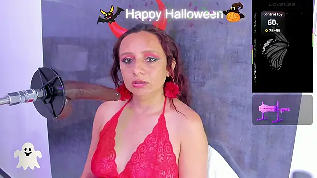 Issys milf online show from October 31, 2025, 12:17 pm