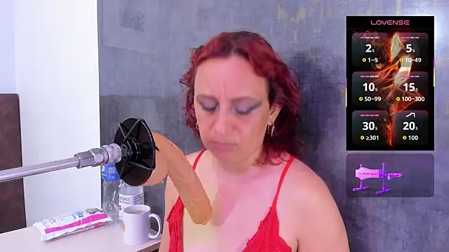 Snapshot of Issys_milf chatting on April 24, 2026, 11:56 am Issys milf online show from April 24, 2026, 11:56 am