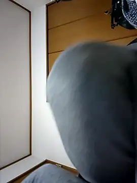 07YUKIO online show from February 3, 2025, 12:57 pm