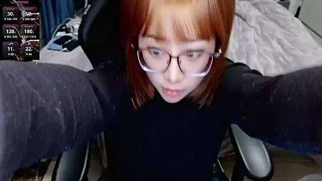 Snapshot of Angelababy001 chatting on January 16, 2025, 2:19 pm Angelababy001 online show from January 16, 2025, 2:19 pm