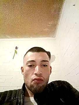 Suggarwhite18CM online show from November 15, 2025, 10:12 am