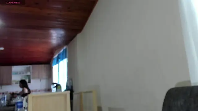 Cuty sexy hot online show from May 31, 2026, 12:12 pm