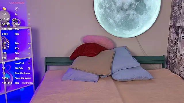 Snapshot of Alice__grace chatting on December 2, 2024, 9:39 pm Alice grace online show from December 2, 2024, 9:39 pm