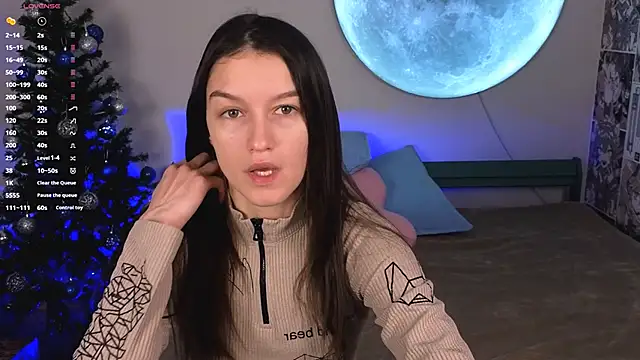 Snapshot of Alice__grace chatting on December 25, 2024, 9:43 pm Alice grace online show from December 25, 2024, 9:43 pm