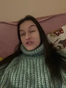 Snapshot of Alice__grace chatting on January 1, 2025, 9:31 pm Alice grace online show from January 1, 2025, 9:31 pm