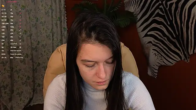 Snapshot of Alice__grace chatting on January 29, 2025, 9:28 pm Alice grace online show from January 29, 2025, 9:28 pm