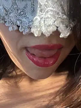 Snapshot of happyandsweet chatting on October 1, 2025, 3:29 pm happyandsweet online show from October 1, 2025, 3:29 pm