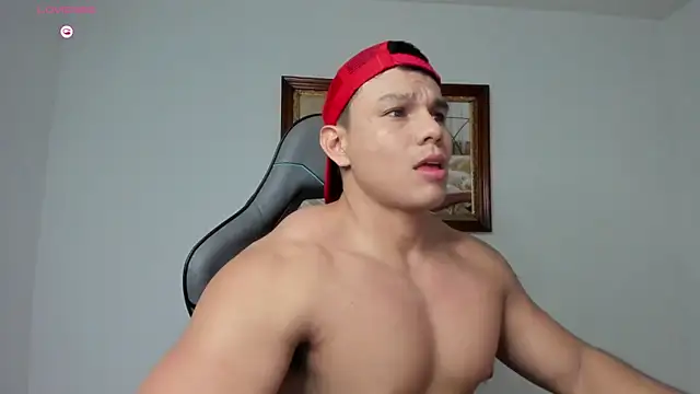 Snapshot of RoyConstance chatting on February 28, 2026, 3:51 am RoyConstance online show from February 28, 2026, 3:51 am