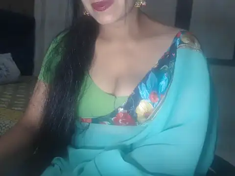 LustyShreya online show from September 17, 2025, 5:25 pm