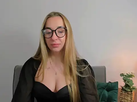 AriaDesire online show from January 12, 2025, 6:39 am