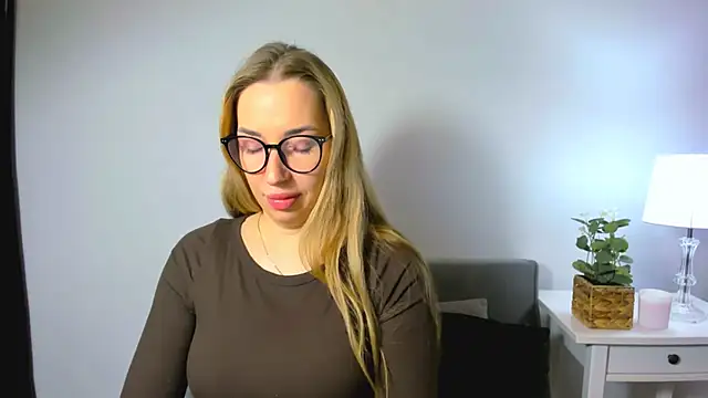 AriaDesire online show from November 29, 2025, 6:16 am