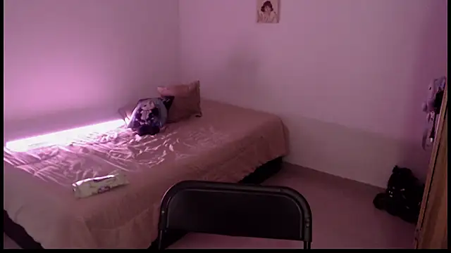 liz-beths online show from April 12, 2026, 10:04 pm