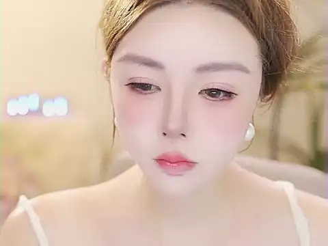 Qiaoqiao  online show from June 30, 2026, 4:08 pm