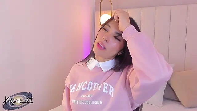 Snapshot of kosmic_Angel chatting on December 20, 2025, 1:18 pm kosmic Angel online show from December 20, 2025, 1:18 pm