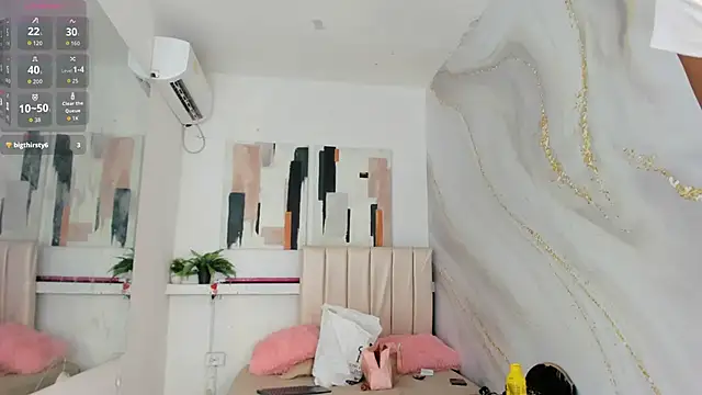 Snapshot of flavia_cruz chatting on October 31, 2025, 7:37 pm flavia cruz online show from October 31, 2025, 7:37 pm