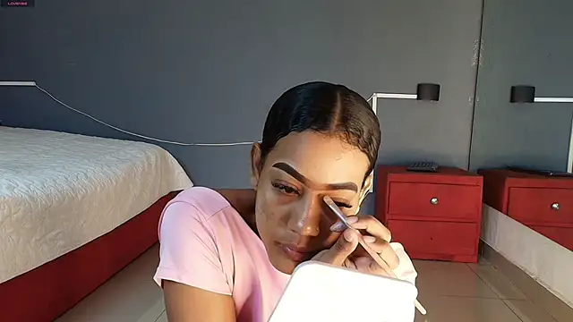 Snapshot of flavia_cruz chatting on December 3, 2025, 7:01 pm flavia cruz online show from December 3, 2025, 7:01 pm