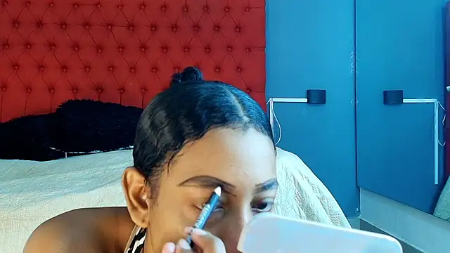 flavia cruz online show from January 18, 2026, 7:17 pm