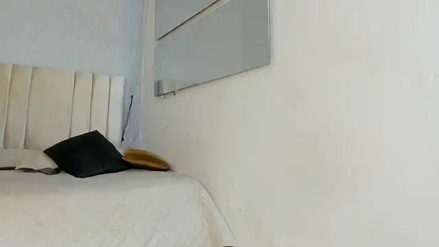 flavia cruz online show from April 22, 2026, 3:24 pm