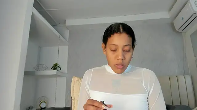 flavia cruz online show from May 9, 2026, 12:10 pm