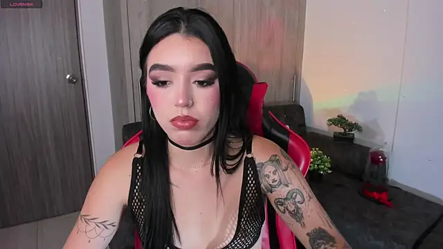 zoee jackson online show from February 8, 2026, 9:34 am