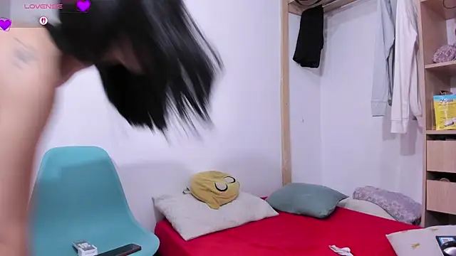 Snapshot of LilitRobins chatting on January 13, 2026, 7:52 pm LilitRobins online show from January 13, 2026, 7:52 pm