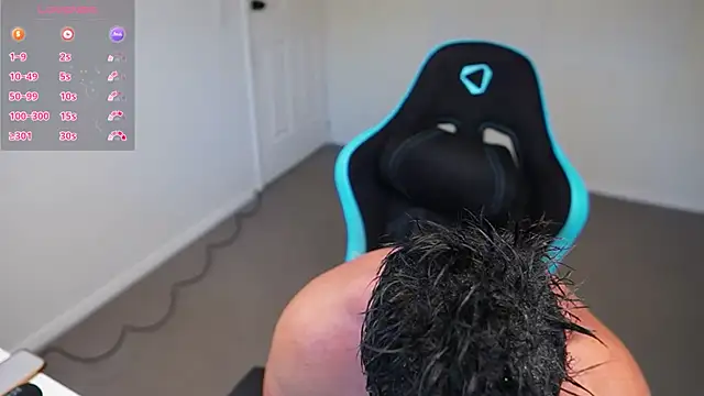 Snapshot of _DownUnderFit_ chatting on January 12, 2025, 9:19 pm DownUnderFit online show from January 12, 2025, 9:19 pm