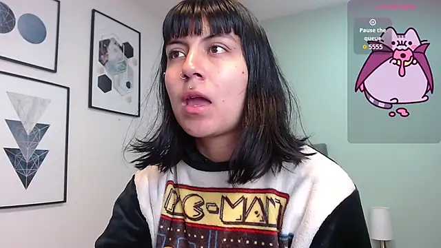 amy adams1 online show from November 12, 2025, 4:24 am