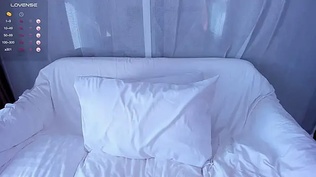 CutieEllie online show from December 30, 2024, 7:26 am