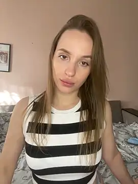 Snapshot of EdnaBradley chatting on September 19, 2025, 2:07 pm EdnaBradley online show from September 19, 2025, 2:07 pm