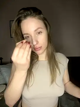 Snapshot of EdnaBradley chatting on December 2, 2025, 6:14 pm EdnaBradley online show from December 2, 2025, 6:14 pm