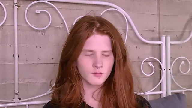 ZaynGraham online show from October 5, 2025, 11:30 am