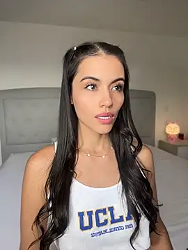 Snapshot of Nicole_stonee chatting on July 8, 2026, 9:08 pm Nicole stonee online show from July 8, 2026, 9:08 pm