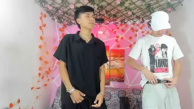 Snapshot of Fresahot2005 chatting on November 23, 2025, 2:17 pm Fresahot2005 online show from November 23, 2025, 2:17 pm