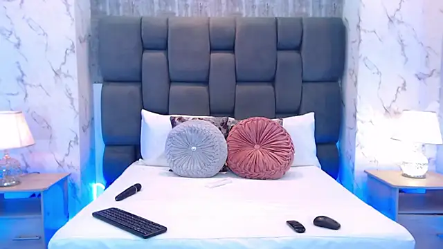 SophieWolkman online show from October 29, 2025, 12:07 pm