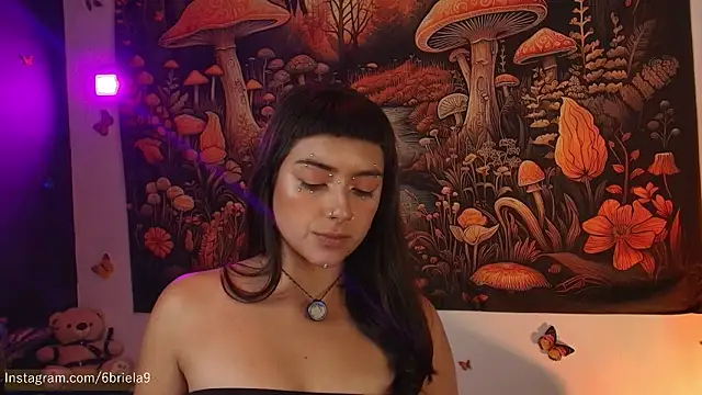 Snapshot of 6Briela9_ chatting on February 19, 2026, 8:16 pm 6Briela9 online show from February 19, 2026, 8:16 pm