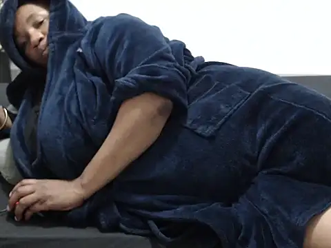 Bustyslave48 online show from December 18, 2025, 7:20 pm