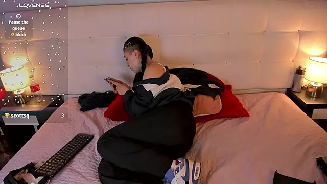 Cintya Kros online show from January 16, 2025, 4:07 am