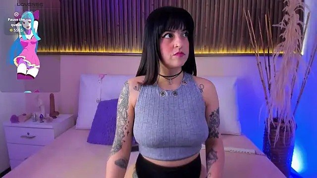 Liz grey  online show from February 6, 2026, 8:45 pm