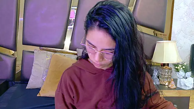 Snapshot of NicoleEsposito chatting on February 21, 2026, 12:39 pm NicoleEsposito online show from February 21, 2026, 12:39 pm