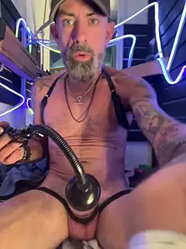 HandyBro online show from May 10, 2026, 10:04 pm