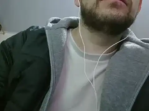 camiloking1720 online show from February 23, 2025, 8:28 am