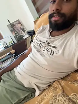 hardfukr0088 online show from October 12, 2025, 9:19 am