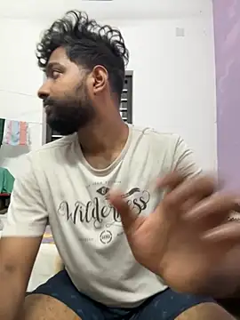 hardfukr0088 online show from October 19, 2025, 2:18 pm