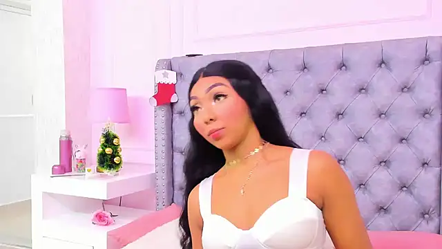 HaileeRoberts online show from November 27, 2025, 12:18 pm