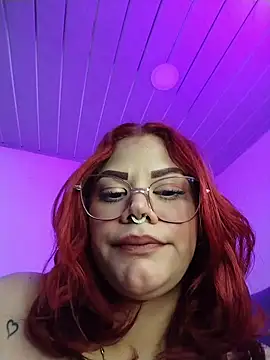 Snapshot of IamAlana_ chatting on November 10, 2025, 9:03 pm IamAlana online show from November 10, 2025, 9:03 pm