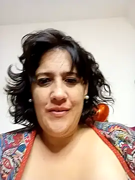 Snapshot of Sole_Love chatting on February 11, 2025, 4:22 am Sole Love online show from February 11, 2025, 4:22 am