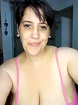 Snapshot of Sole_Love chatting on February 14, 2025, 5:57 pm Sole Love online show from February 14, 2025, 5:57 pm