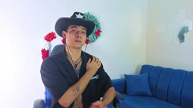 Demitryo online show from December 22, 2025, 4:20 am