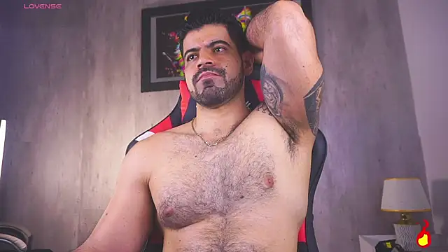 Snapshot of king_hard chatting on April 26, 2026, 1:31 pm king hard online show from April 26, 2026, 1:31 pm